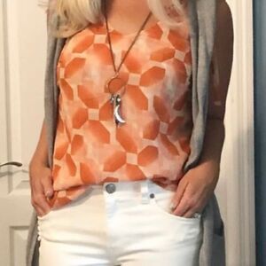 CAbi PINWHEEL SLEEVELESS TOP/TANK L New! Beautiful peach/pink & brick color.